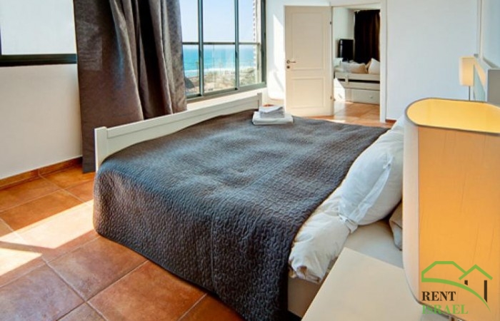 8view-from-master-bed