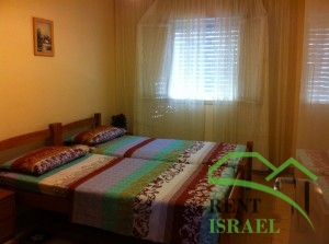 300-1024×764-300×223