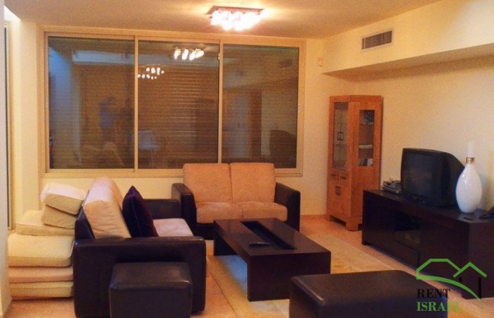 living-room-768×1024