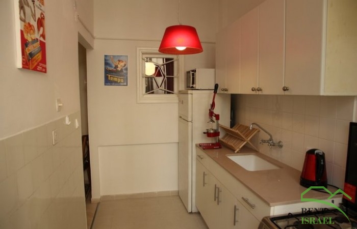 73276_1651449362289_4277809_n