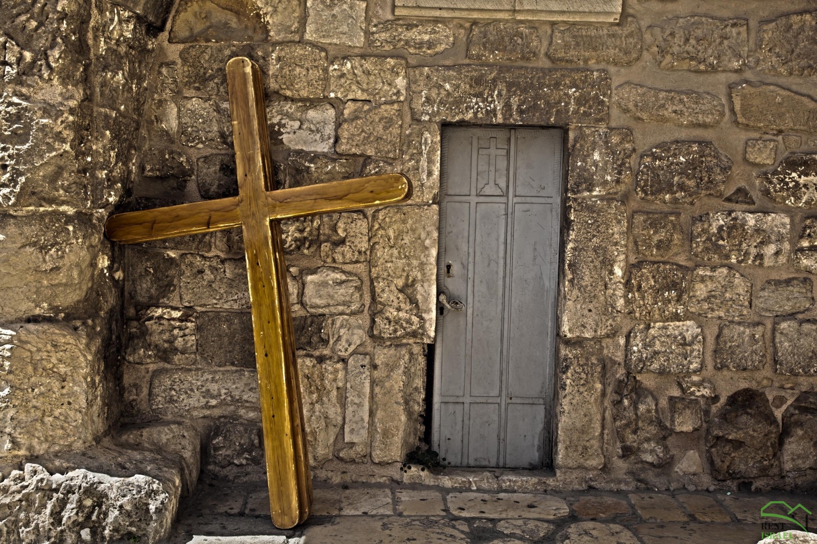 Крест Иисуса Христа в Иерусалиме