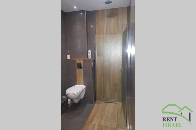 e2cef855-d3ac-40b3-808b-4032580dc1e7