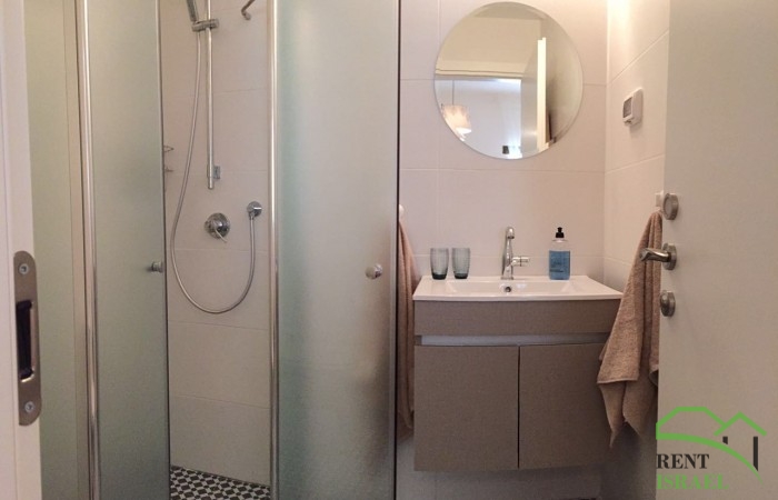 c0f93351-c2de-4487-a637-4e6b0eb4a28e