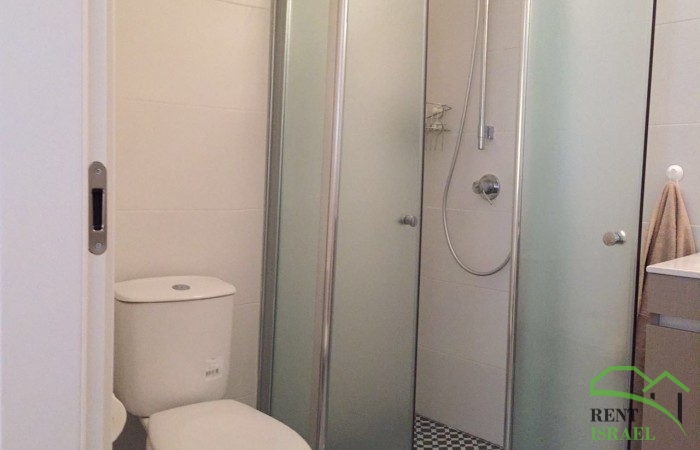 ebffaa43-5be9-47e4-ba37-9a3d91335e02