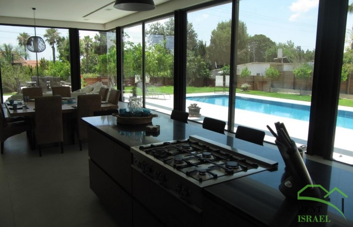 4a3f824b-2857-47f9-85a5-172e3f508d96