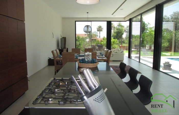 4d1741d3-01e7-4210-bcb5-a2ec507333a7