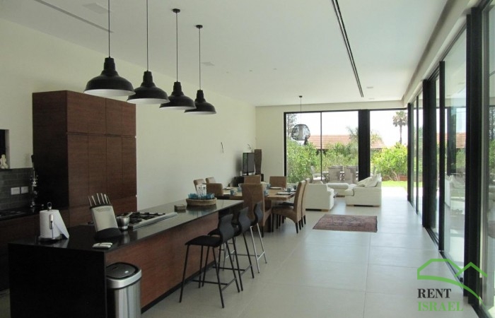 63ad0b6a-a032-4f0e-90ad-04bcd66bad7c