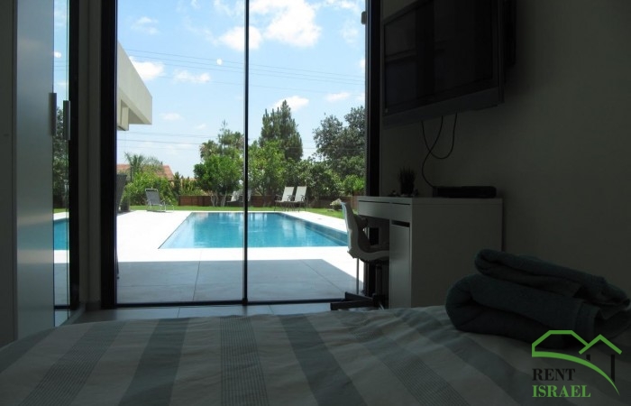 d6a5dc3f-5e7b-473c-9c77-b203f7d83f3f