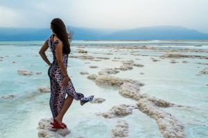 Мертвое море еще теплое, здесь можно поправить здоровье и набраться сил