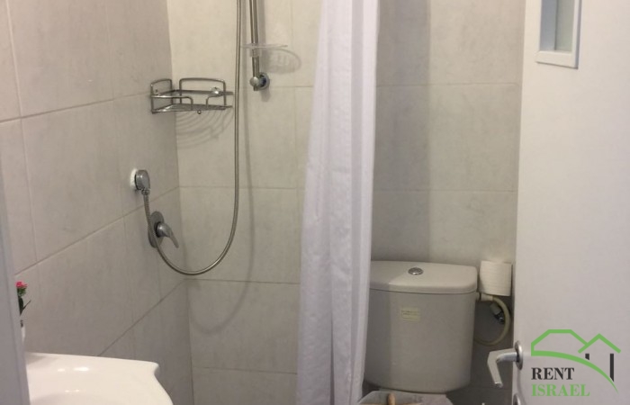 fb5196f6-9cc7-42b5-84c4-eed9331ed3ef