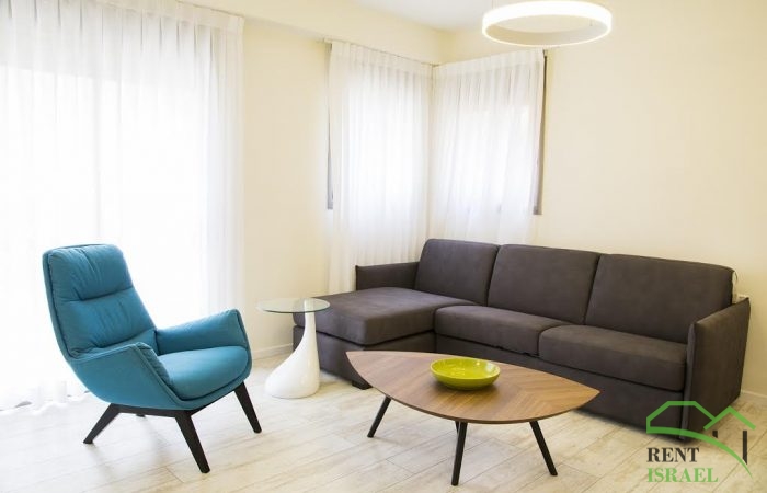 ea25c5b2-01a9-4f4f-8991-9ad7efb2416d